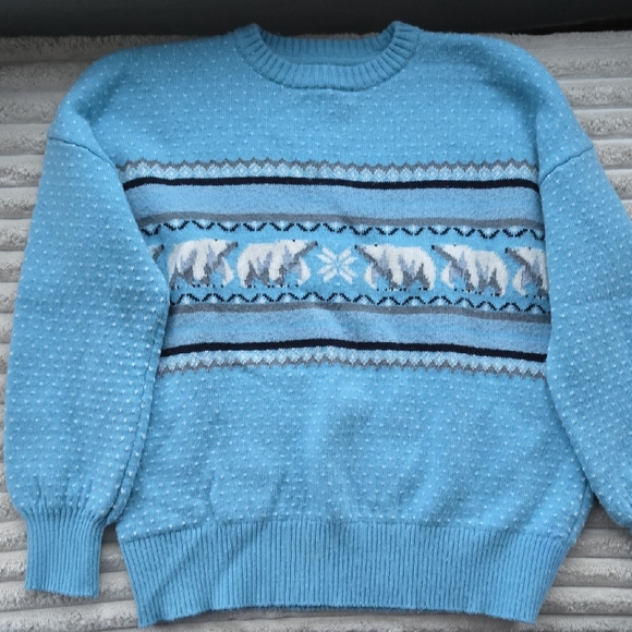 L.L. Bean Sweaters - L.L.Bean Nostalgic Sky Bkue Wool Blend Polar Bear Intarsia Crewneck Medium
